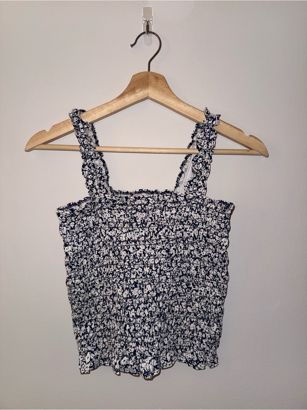 Old Navy Navy & White Smocked Floral Camisole
